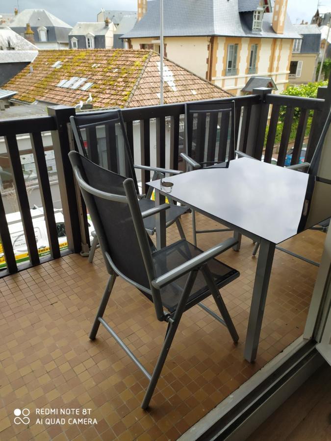 Deauville Star Luxe Exterior photo